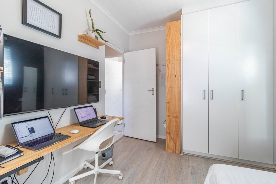 2 Bedroom Property for Sale in Honeydew Country Estate Western Cape